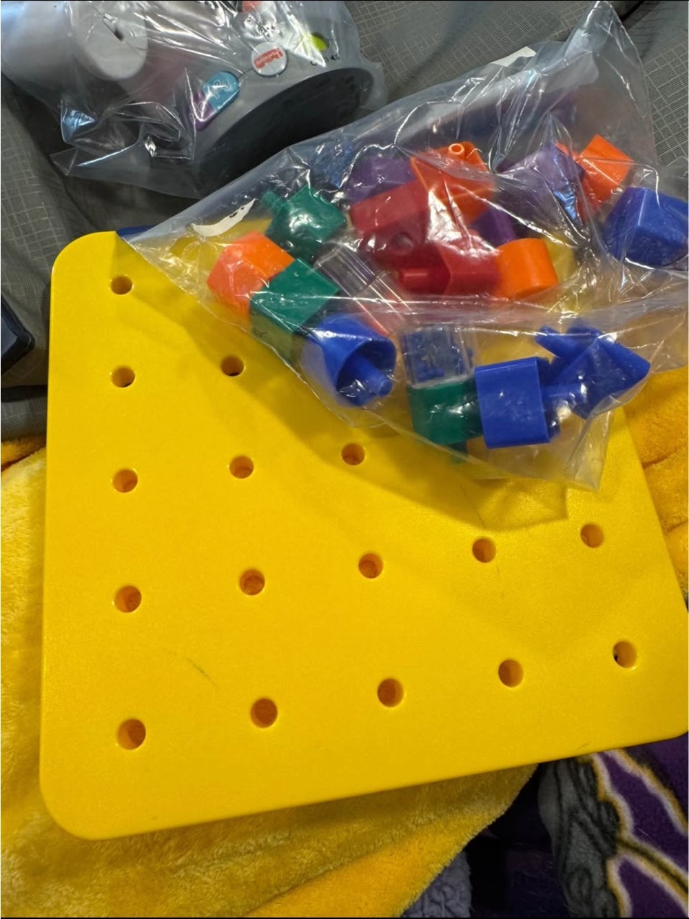Children's Peg Board with Colorful Pegs - Yellow